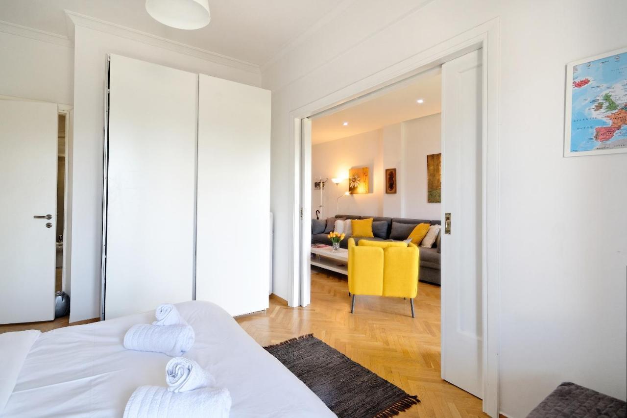 Glyfada Breeze Apartments Athen Exterior foto